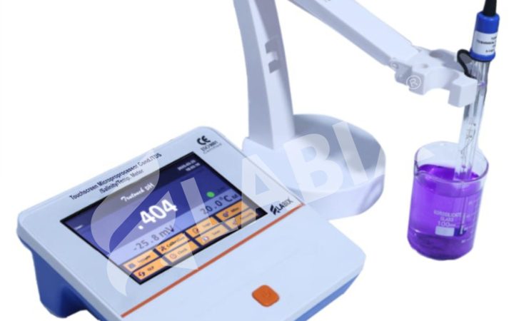MICROPROCCESSOR CON TDS SAL TEMP METER TOUCH SCREEN