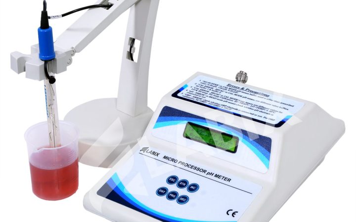 MICROPROCESSOR PH METER LBX-512